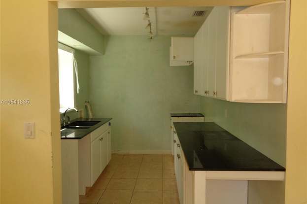 Foto del edificio - 440 NW 140th St