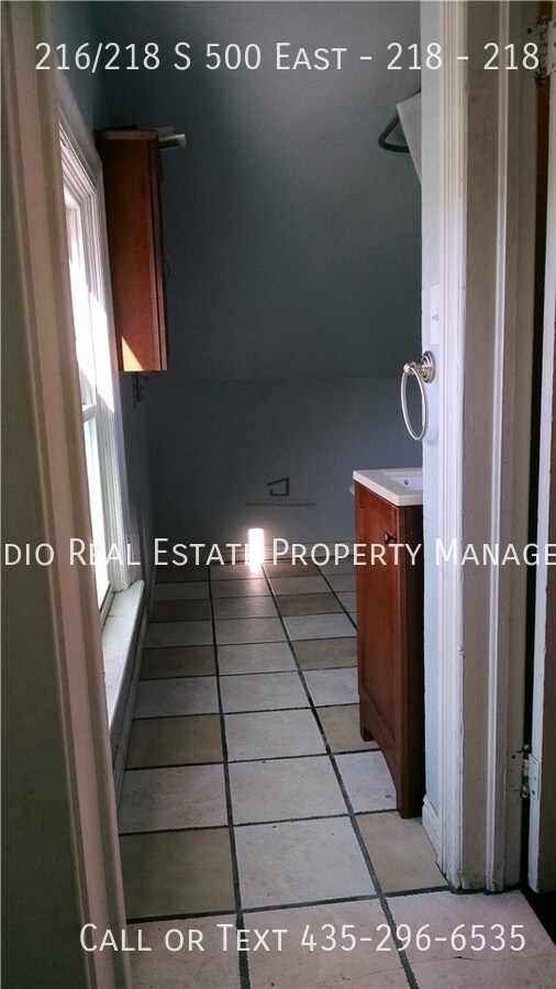 Foto del edificio - 216/218 S 500 East - 218-218