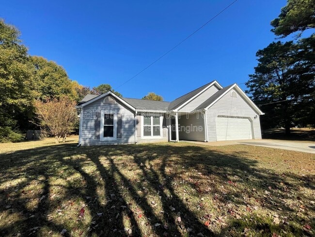 Photo - 1630 Creek Crossing SE House