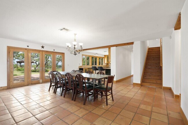 Building Photo - 4884 Bell Springs Rd