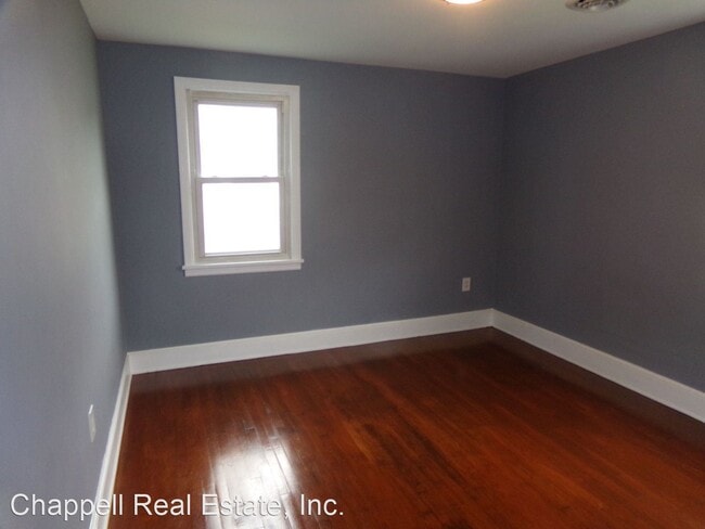 Foto del edificio - 2 br, 1 bath House - 301 Maple Lane
