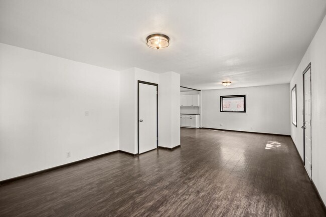 Building Photo - 1116 Park St