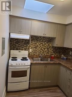 Building Photo - 2791 Lake Shore Blvd W