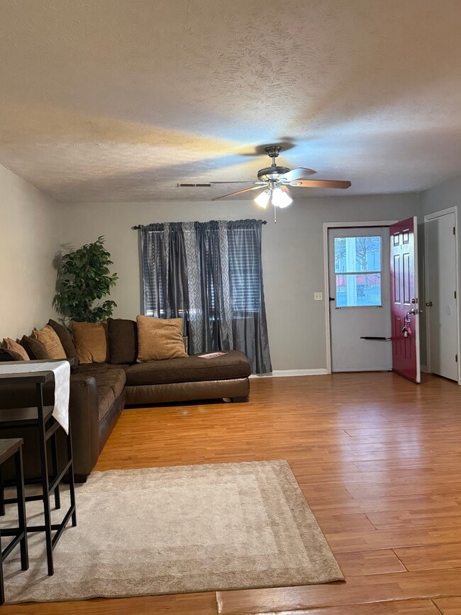 Foto del edificio - 11 Oak St