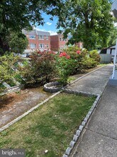 Building Photo - 201 Lockart Terrace