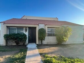 Building Photo - 6316 N 47th Ave