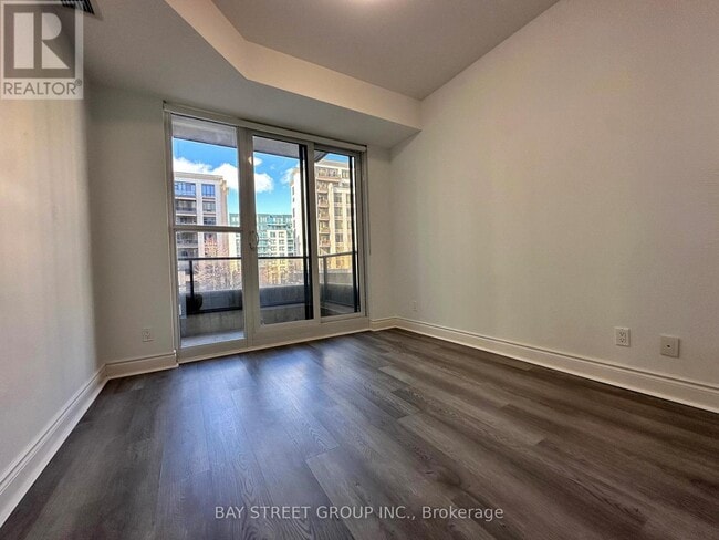 Building Photo - 99 S Town Centre Blvd