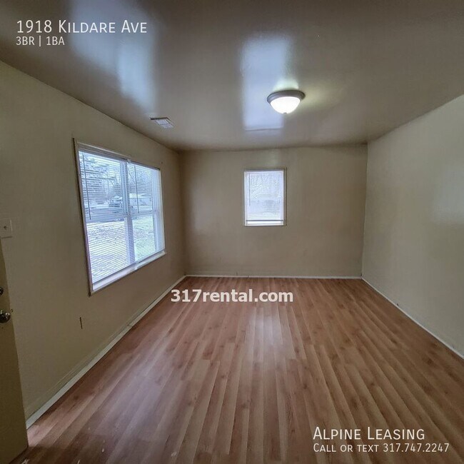 Building Photo - Near Eastside 3BR House w/Garage!