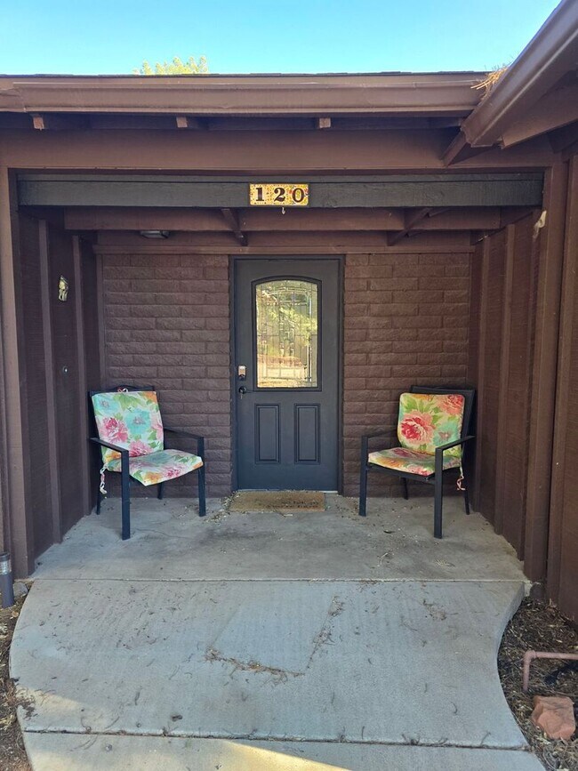 Building Photo - Furnished, 1-Year Long-Term Rental **Leasing Special $250 Off first two month rent with a year le...