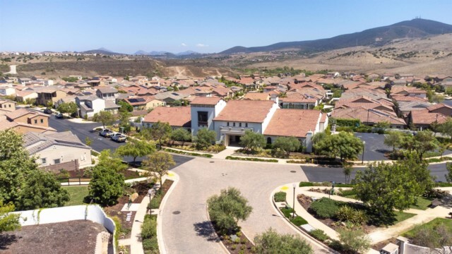 Foto del edificio - 7972 Lusardi Creek Ln