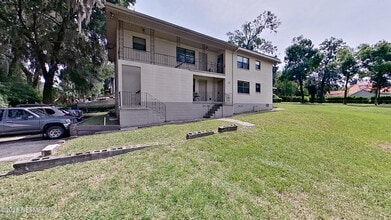 Building Photo - 5148 Floral Bluff Rd