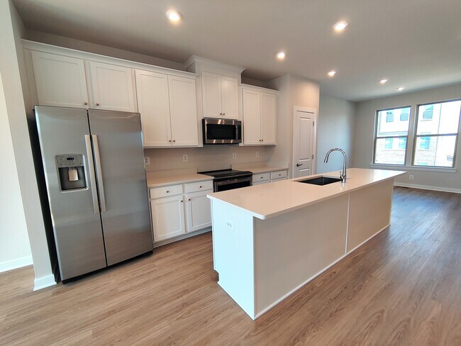 Building Photo - 13742 Cobble Lp