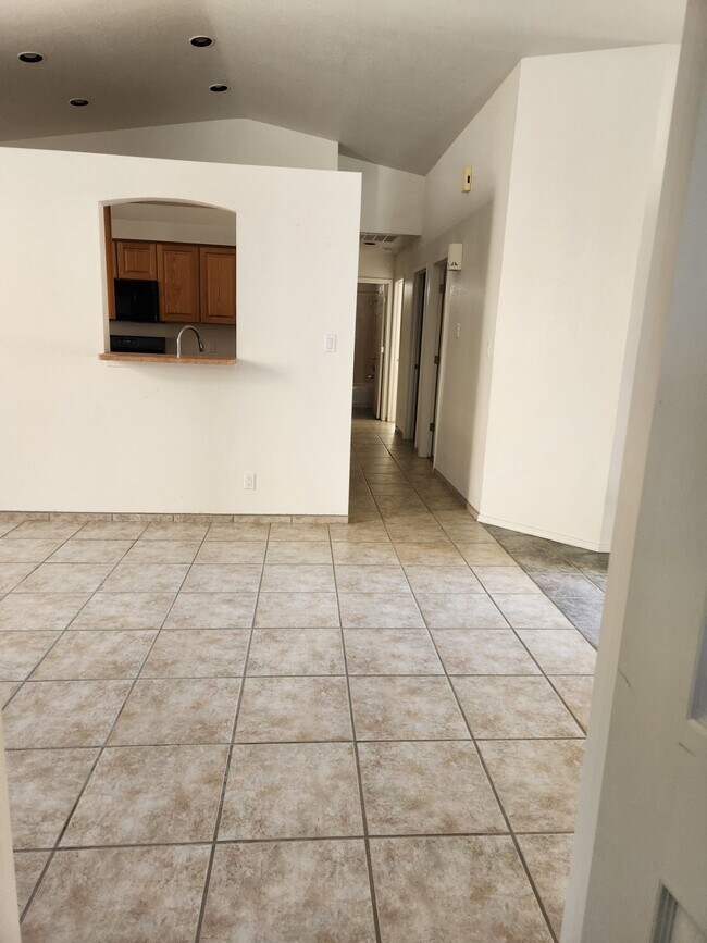 7301 Quail Springs Pl NE, Albuquerque, NM 87113 House Rental in