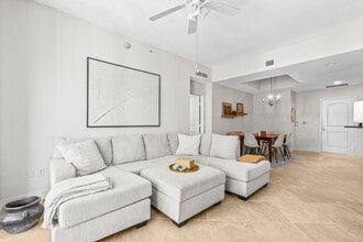 Building Photo - 701 S Olive Ave