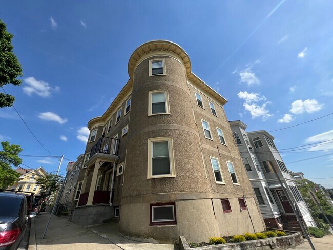 Foto del edificio - 51 Ibbetson St