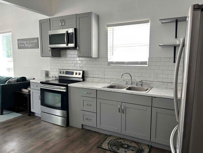 Foto del edificio - 206 E Brenham St