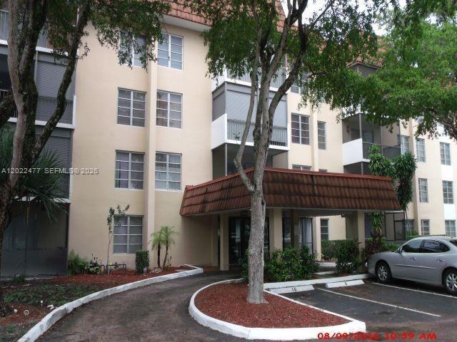 Foto del edificio - 4154 Inverrary Dr