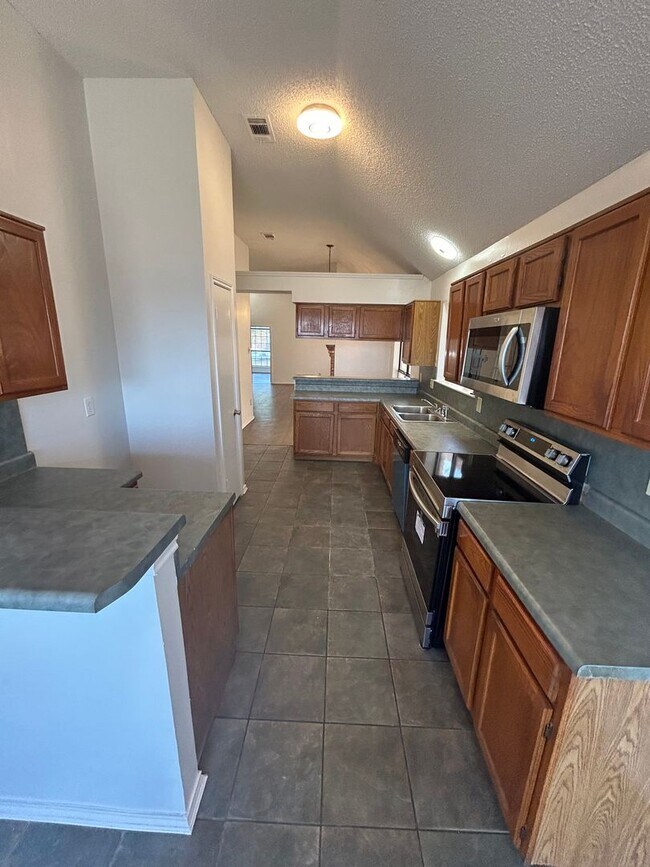 Foto del edificio - Interested in this home? You clearly have exceptional taste!