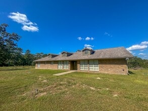 Building Photo - 50 Neiderhoffer Subdivision Rd