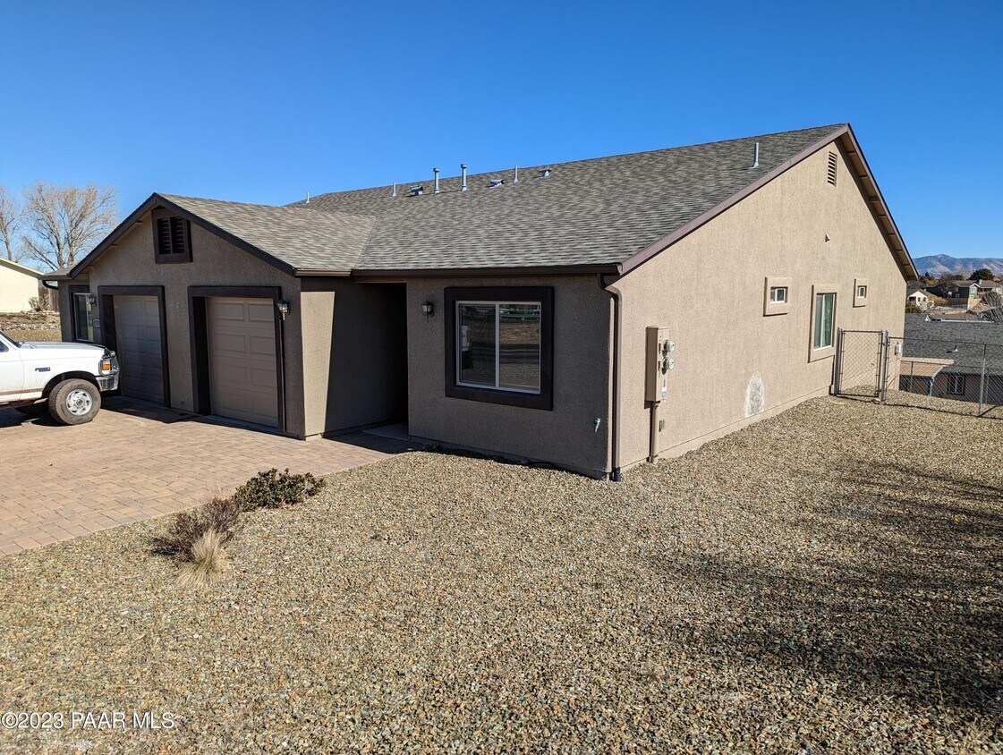 4781 N Lone Cactus Dr Unit 2, Prescott Valley, AZ 86314 Room for Rent