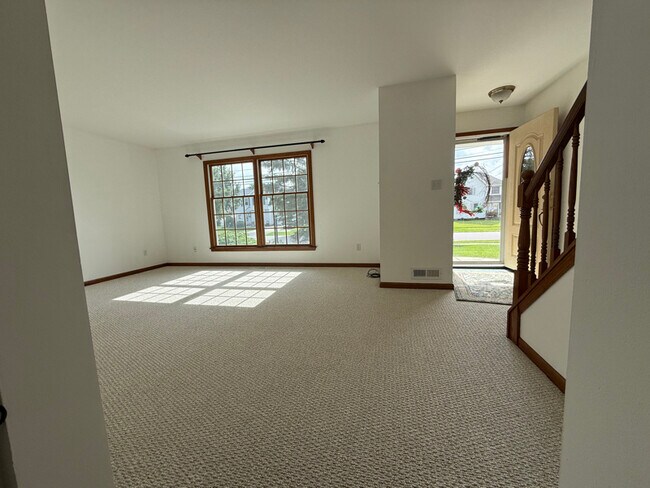Foto del edificio - 236 Crabapple Ln