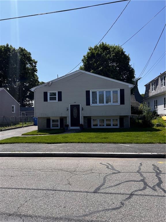 Building Photo - 148 Arnold St
