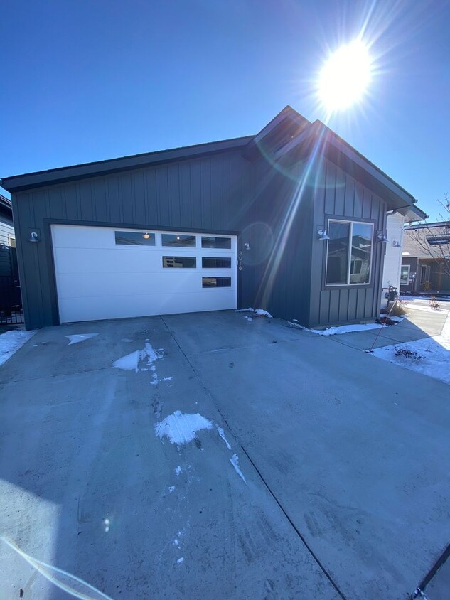 Primary Photo - Riviera Place Home (APP#188)