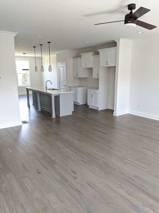 Foto del edificio - Luxury Town Home - Williamson County - End Unit