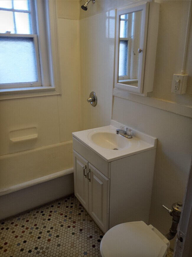 Ashland Avenue Apartments Apartments in Buffalo, NY