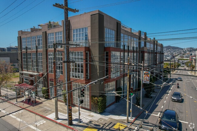 Primary Photo - Franklin Square Lofts