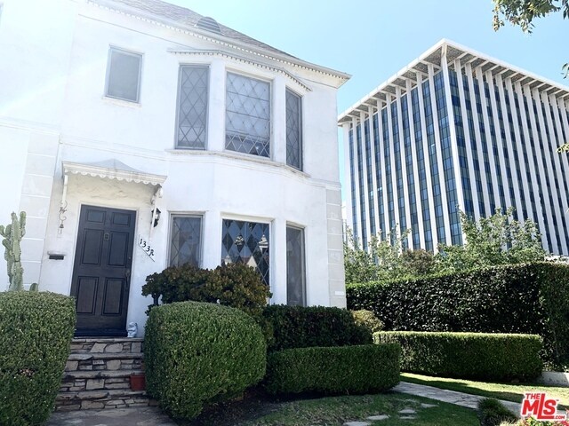 Building Photo - 133 S Reeves Dr