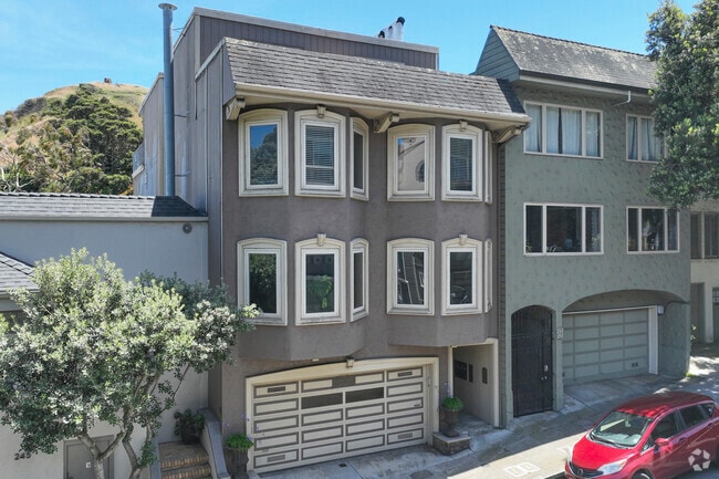 Alternate exterior - 247-249 Roosevelt Way