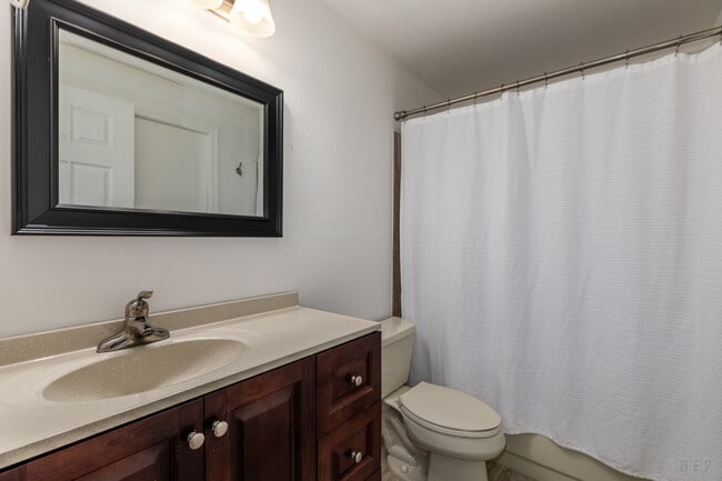 Building Photo - 14844 SW 109th Ave