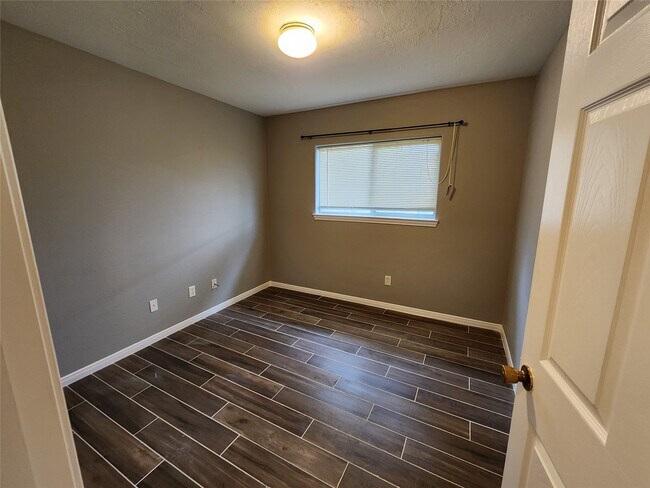 Foto del edificio - 23107 Kimberly Glen Ln