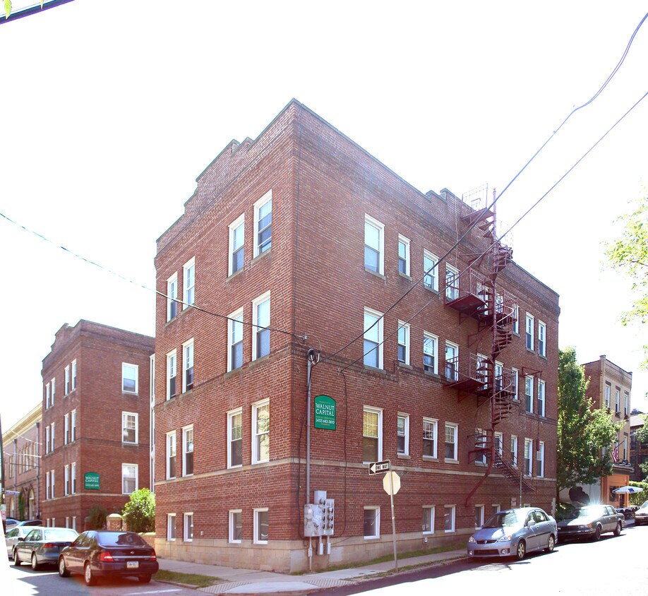 Building Photo - 5500 Elmer St