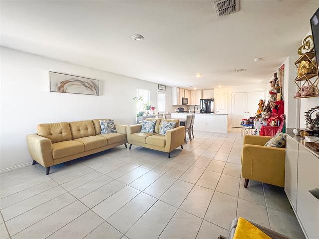 Foto del edificio - 1627 Cattle Dr Ln