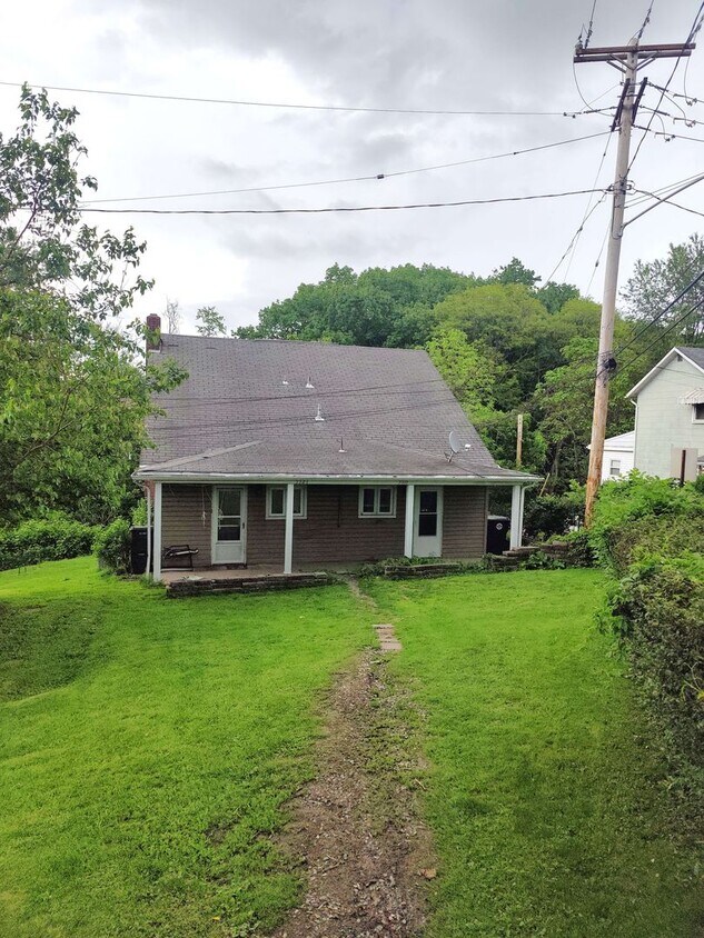 Foto principal - *Recently Updated 2BD/1.5BA Duplex Availab...