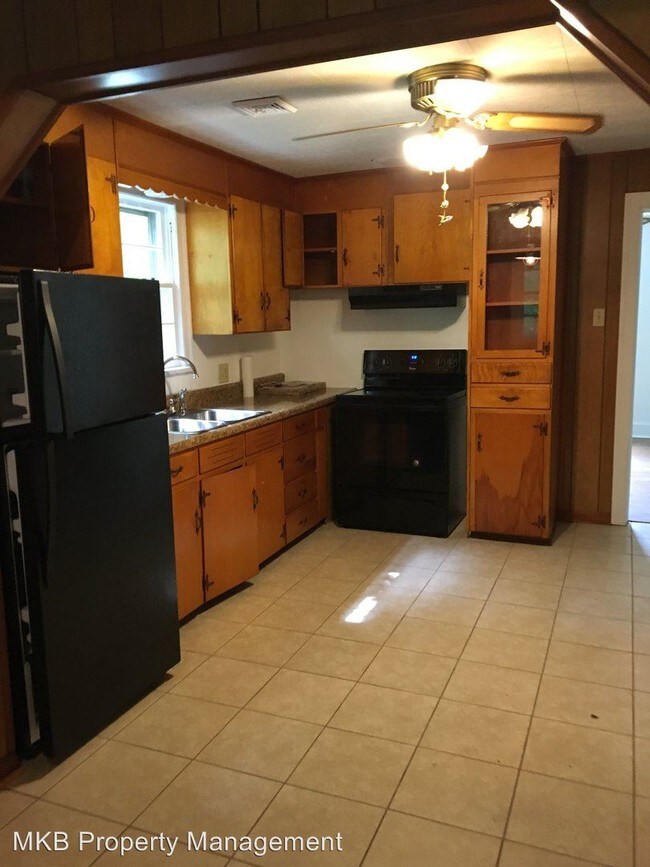 Building Photo - 2 br, 1 bath House - 1810 Rutrough Road