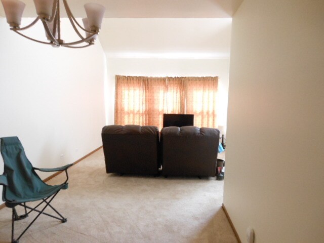 Building Photo - 2218 Cheshire Dr