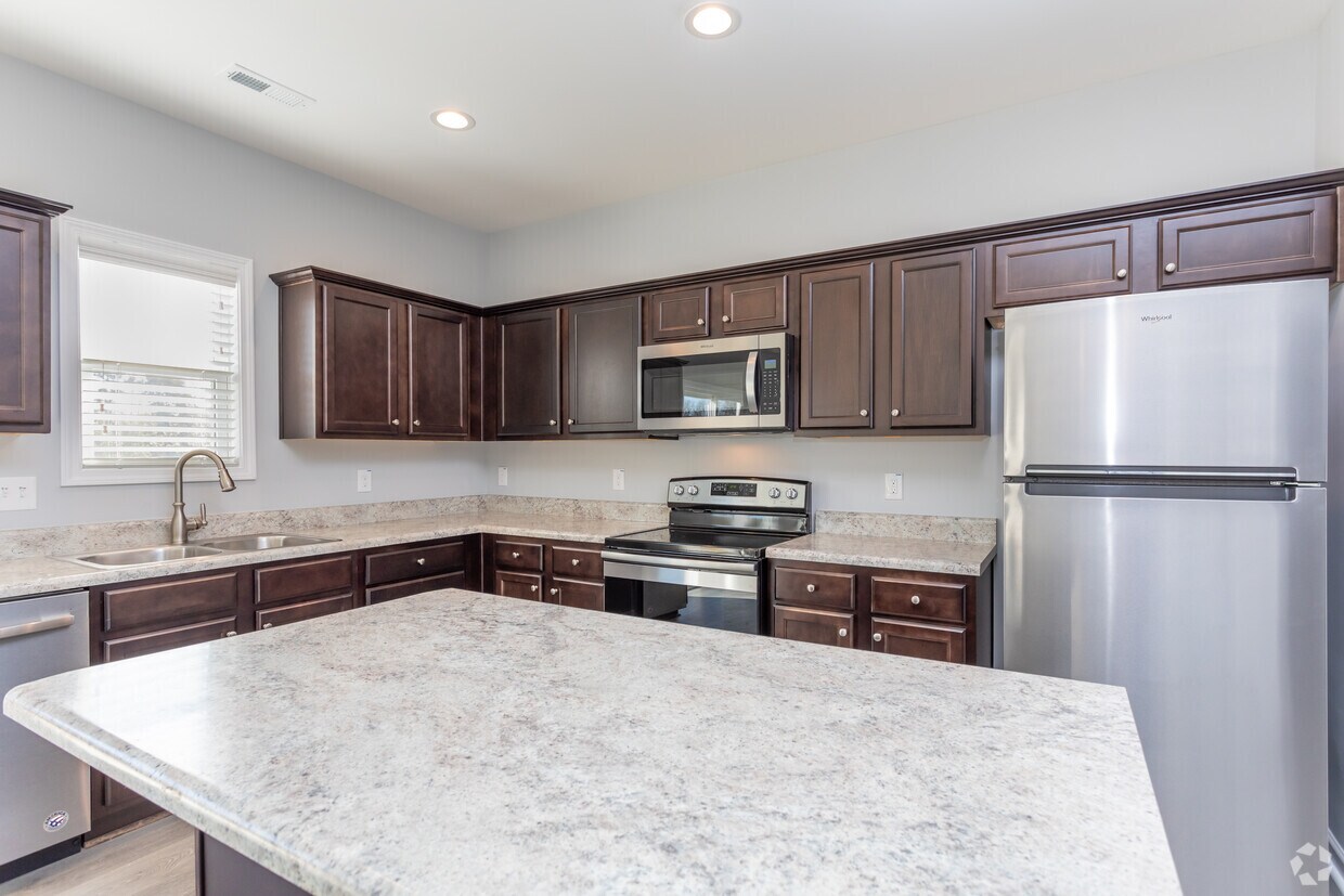 Walton Farms Apartments in Clayton, NC