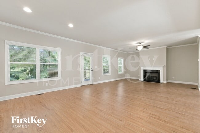 Building Photo - 3929 Camden Ct