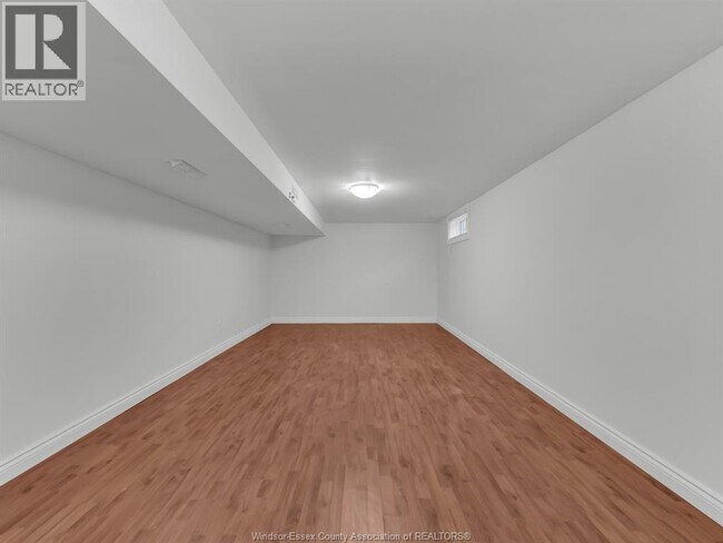 Photo du bâtiment - 1270 Laurendeau Ave