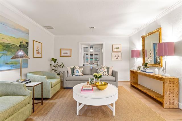 Foto del edificio - 9809 Angora St