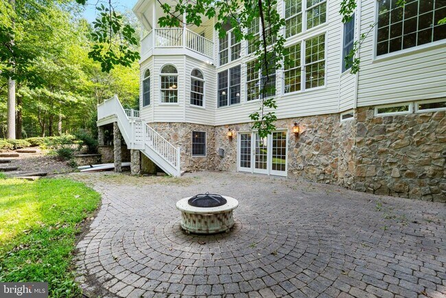 Foto del edificio - 45105 Mill Creek Way