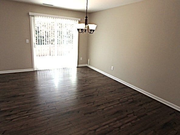 Building Photo - 248 Rolling Meadows Dr