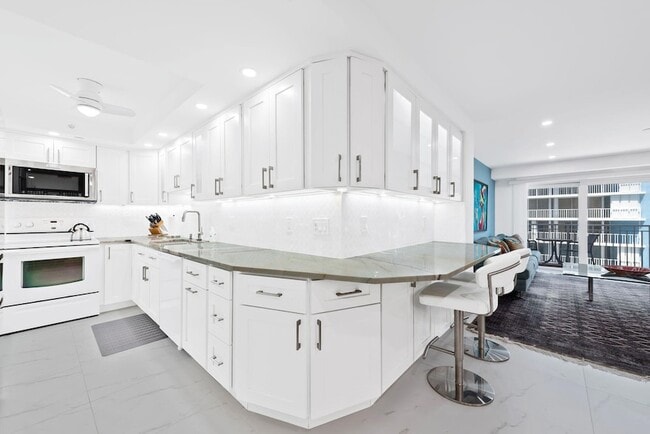 Photo - 3215 S Ocean Blvd Apartment