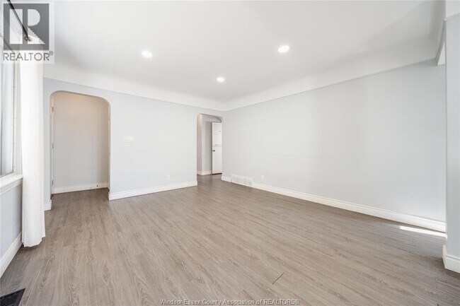 Building Photo - 3162 Curry Ave