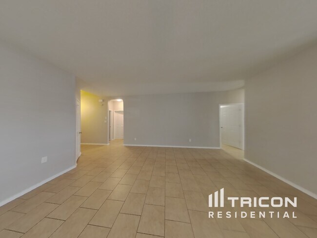 Foto del edificio - 7040 Conroe Ml