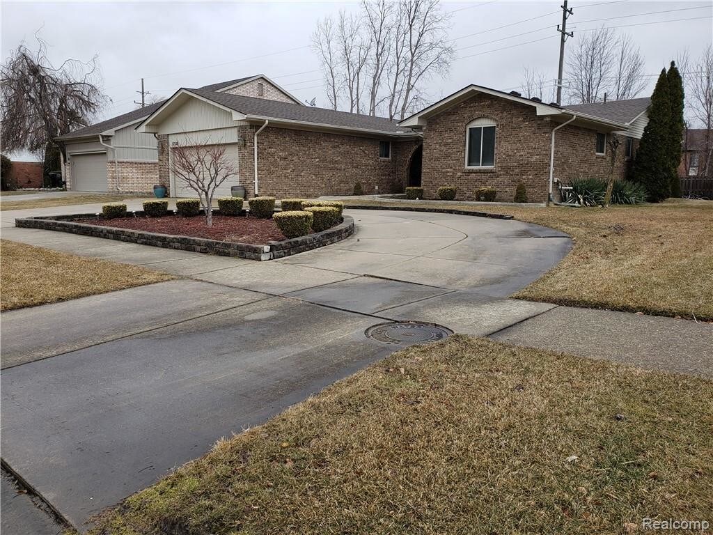 Primary Photo - 17523 Merryweather St