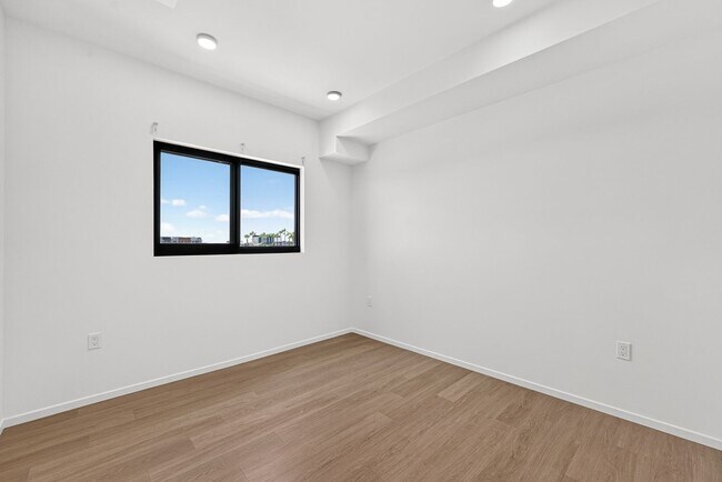 Interior Photo - Brickhouse North Park